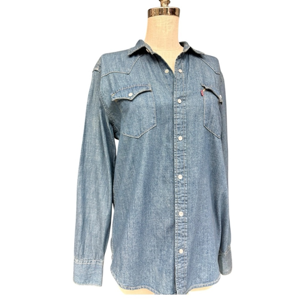 Levi's Denim Button-Up Shirt